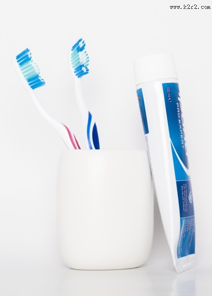 牙刷牙膏图片
