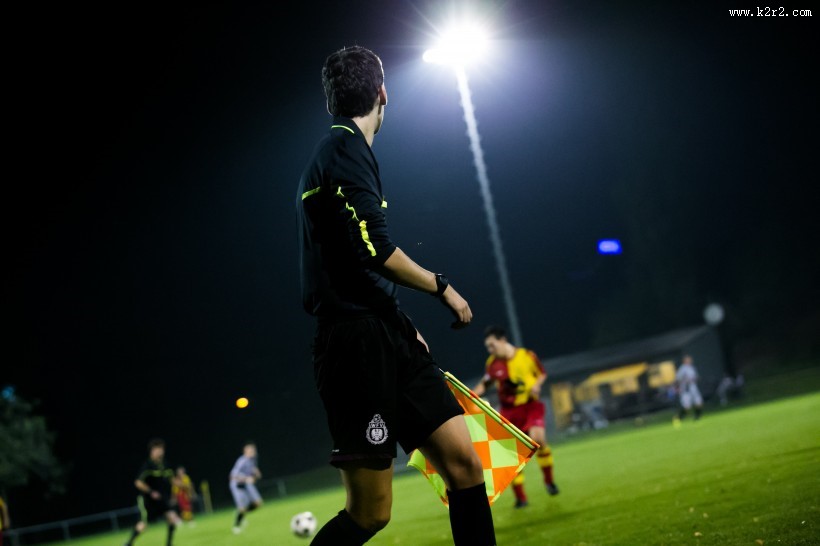 节奏紧张的足球比赛图片大全