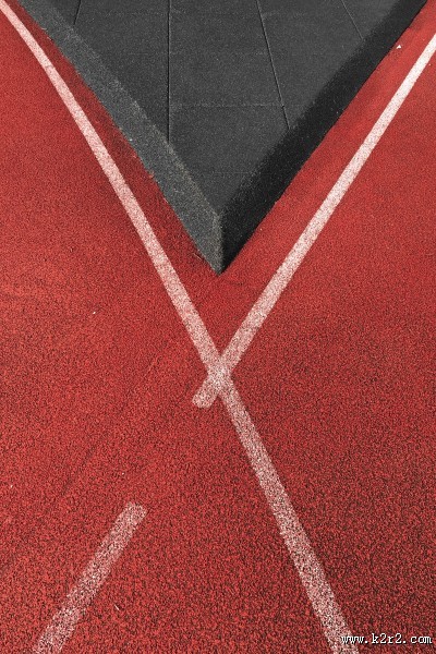 平整的塑胶跑道图片