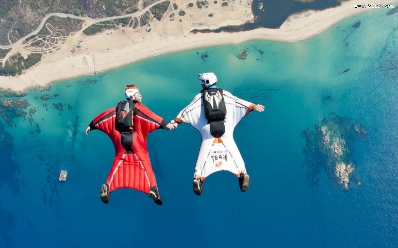 极限运动翼装飞行图片