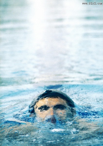 游泳竞赛图片