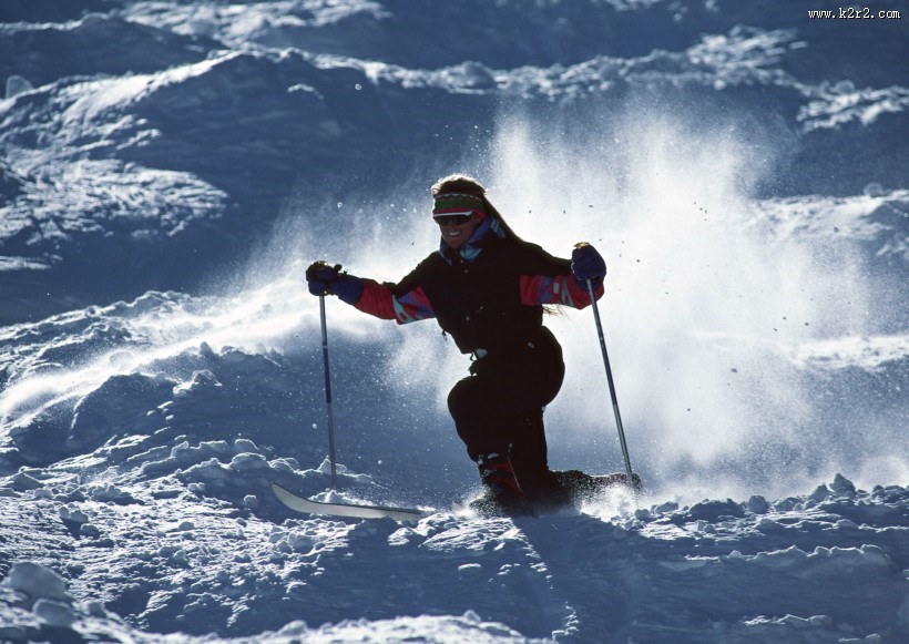 滑雪运动图片