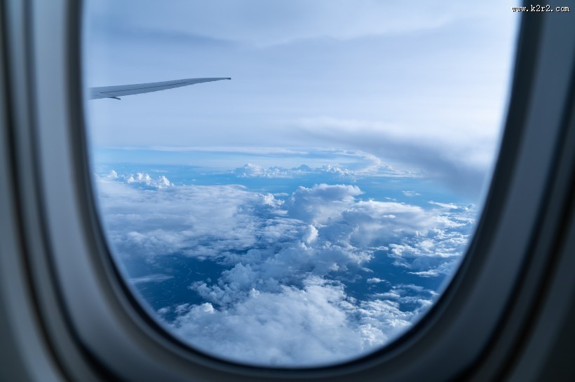 飞机的窗户图片