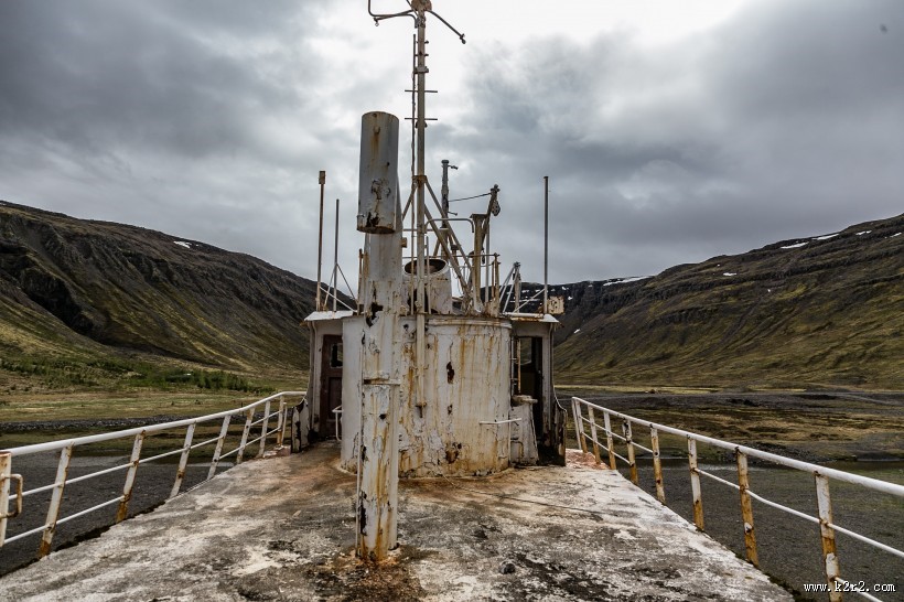废弃的船舶图片