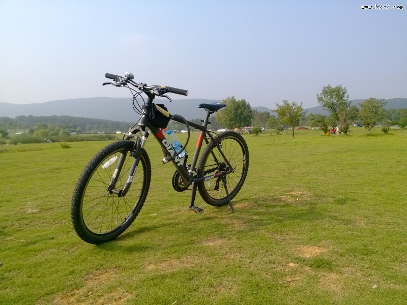 一辆自行车图片