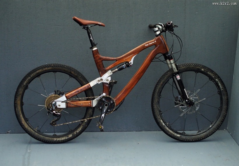 一辆自行车图片