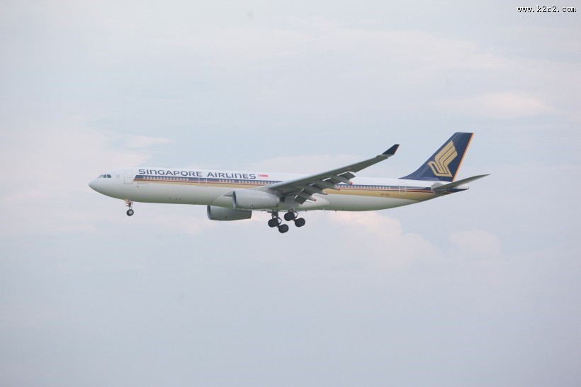 天空中的民航客机图片大全