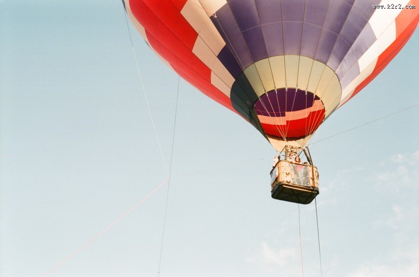 空中的热气球图片