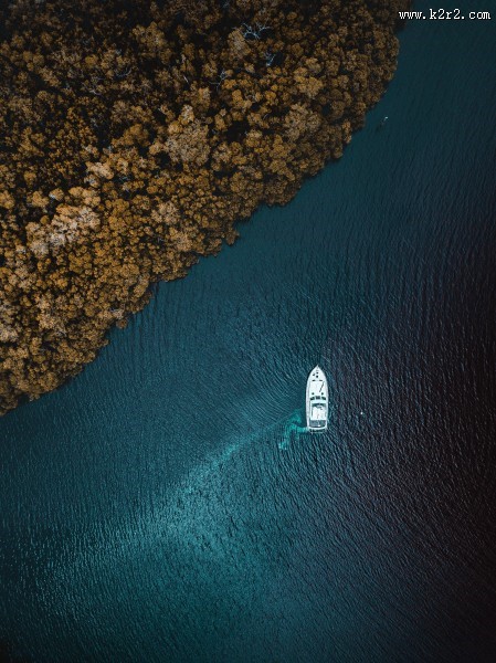 小船鸟瞰图片