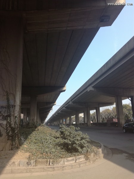 四通八达的高架桥图片