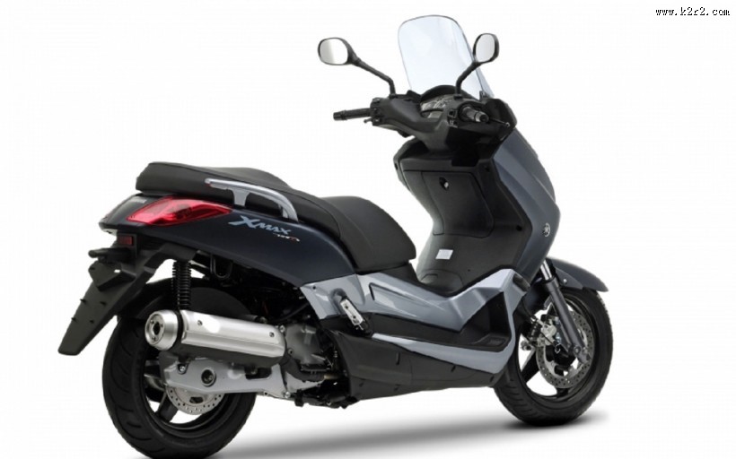 雅马哈125摩托车图片