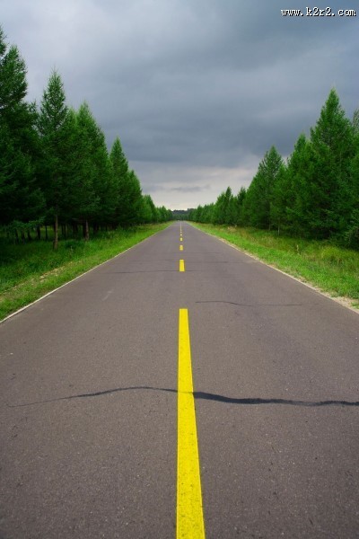 乌兰木统的公路图片
