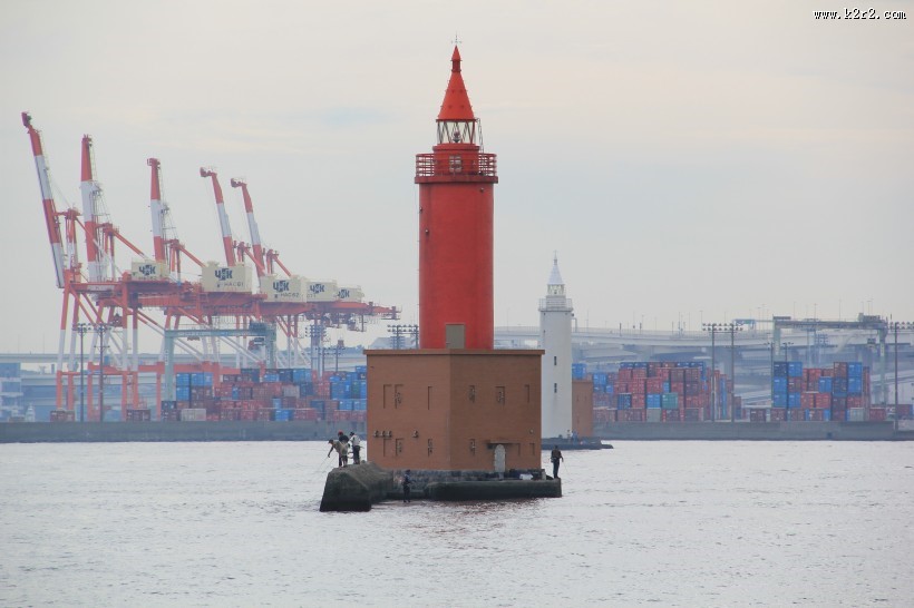 高高耸立的灯塔图片大全