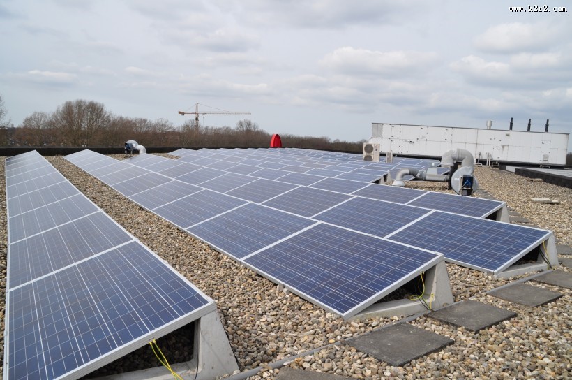 太阳能电池板图片