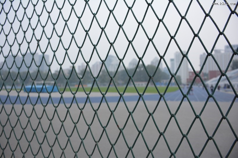 结实的铁丝网图片大全