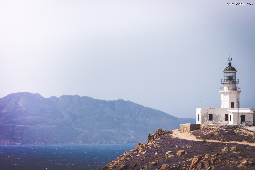 耸立的灯塔图片大全