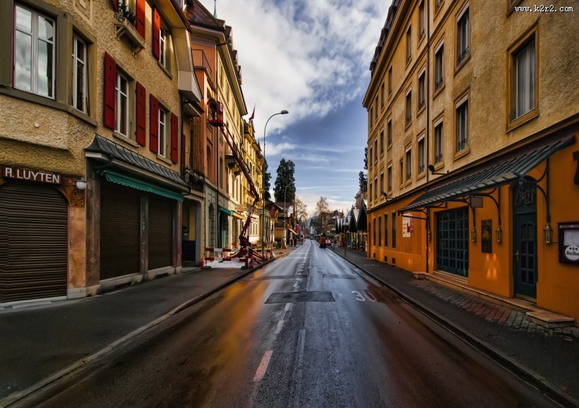 城市的小巷图片