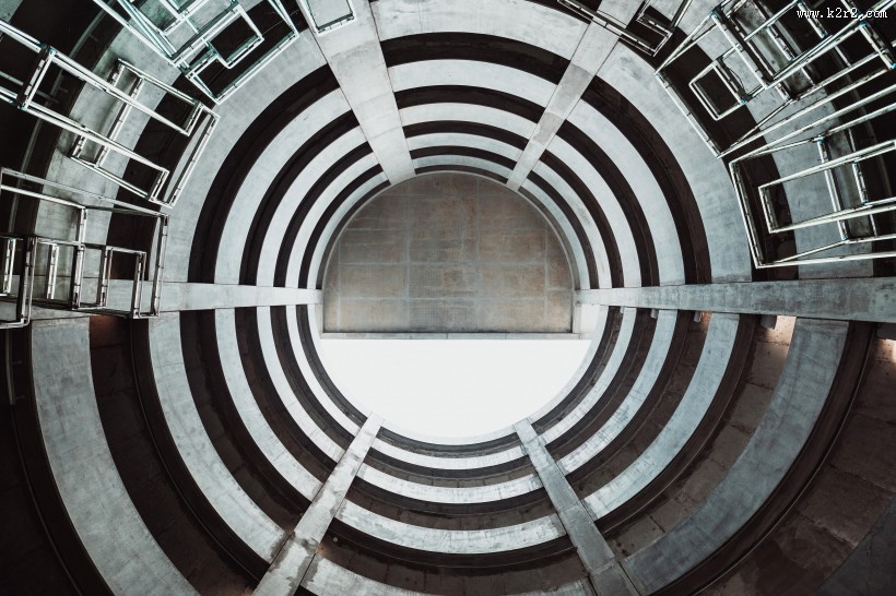 螺旋式建筑风景图片