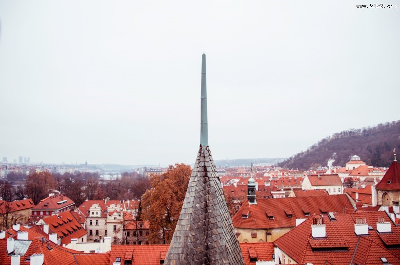 欧洲美丽小屋的屋顶图片