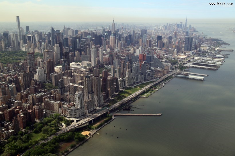 水滨城市建筑图片