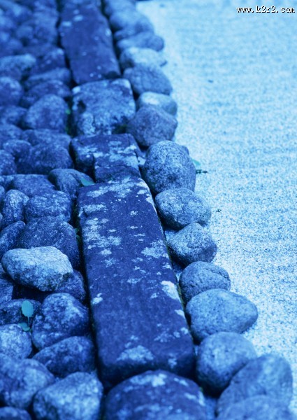 日式庭院小石路图片