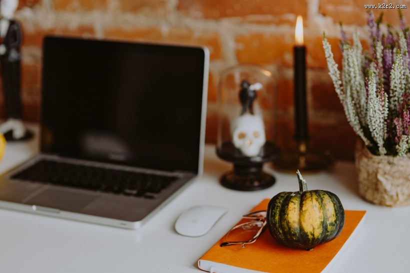 万圣节风格的的办公室图片