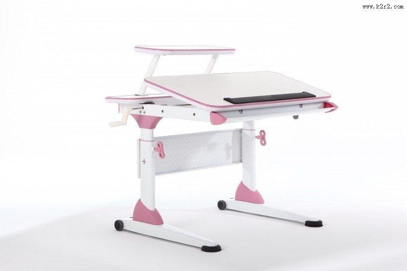 色彩好看的儿童桌椅图片