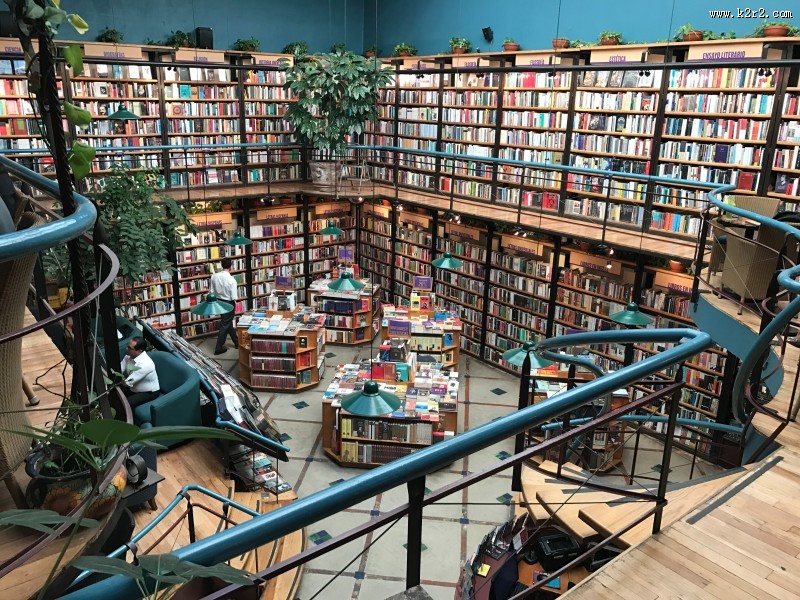 装修考究的图书馆图片大全