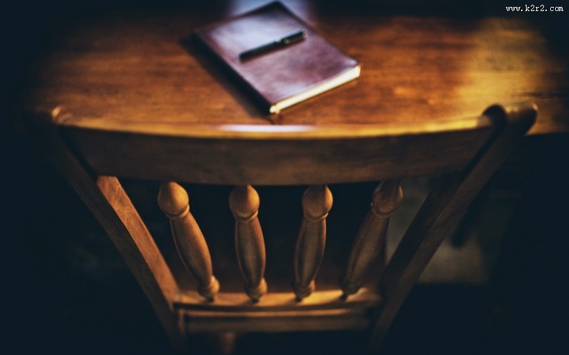 休闲的木椅图片