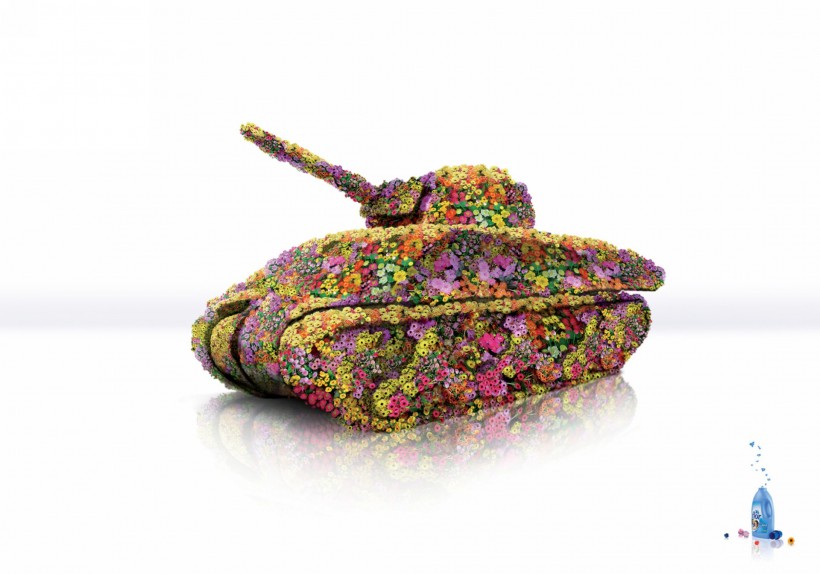 花香清洁剂广告设计图片