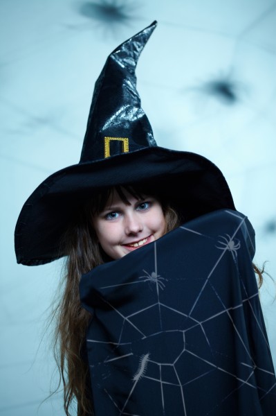 扮成万圣节鬼怪的儿童图片大全