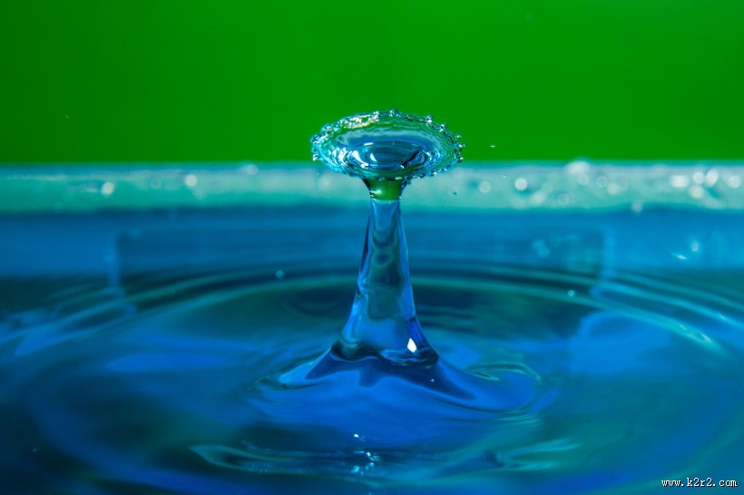 溅起的水滴图片大全