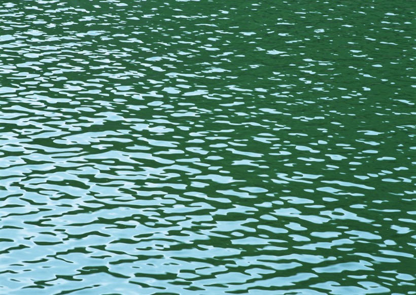 湖面水波纹图片