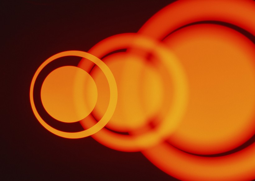 迷幻光圈背景图片