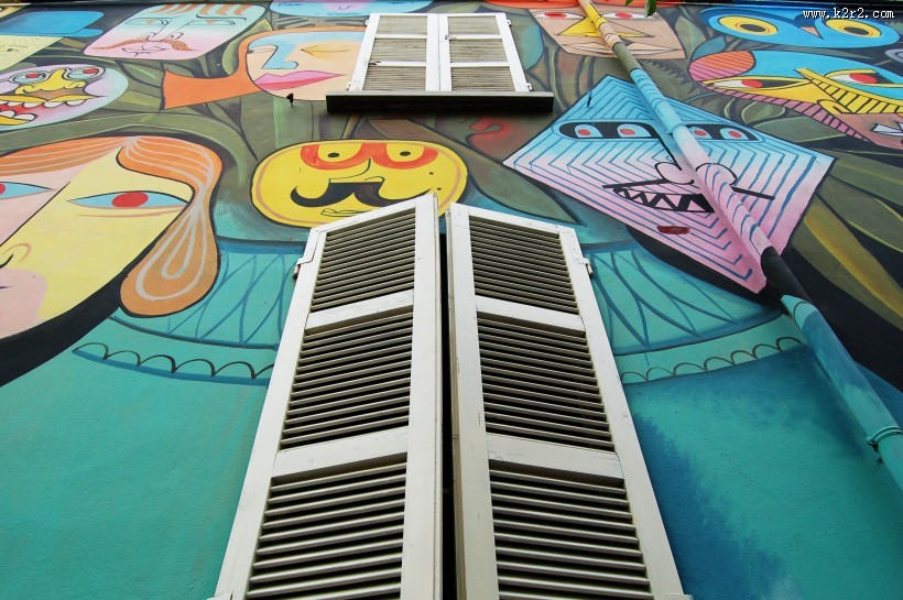 墙上抽象的涂鸦图片