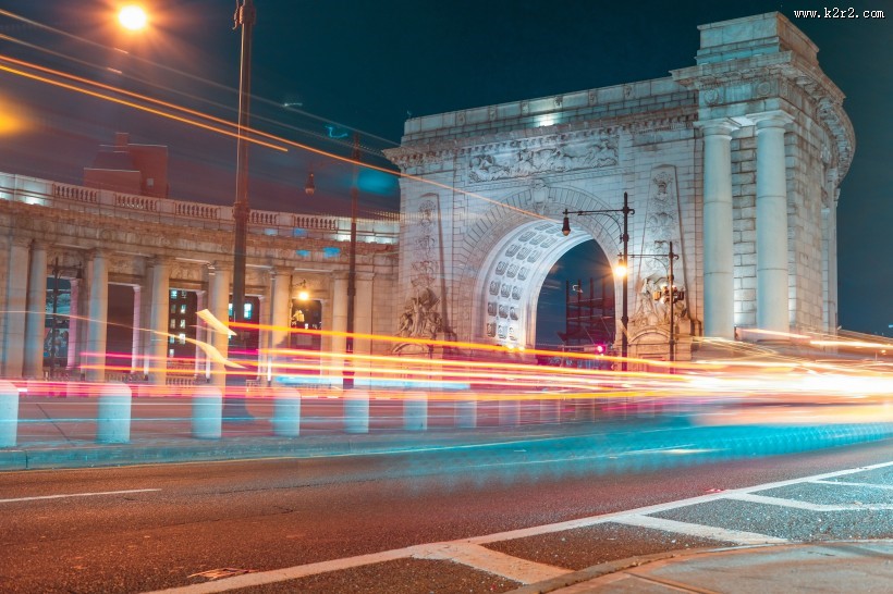 延时拍摄的彩色光线图片
