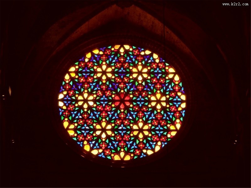 教堂玻璃彩色花窗图片