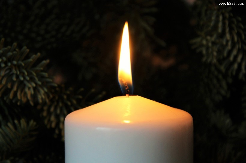 明亮的烛光图片大全