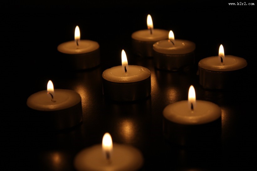明亮的烛光图片大全