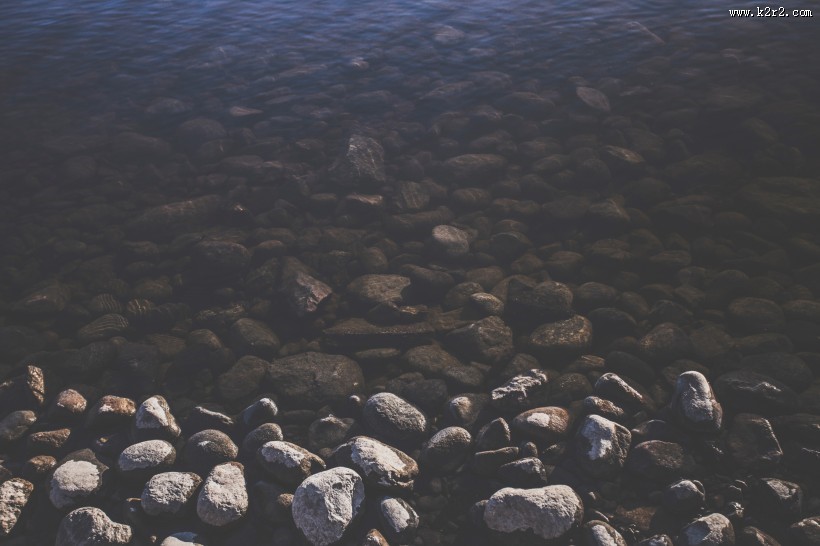 奇形怪状的小石头图片