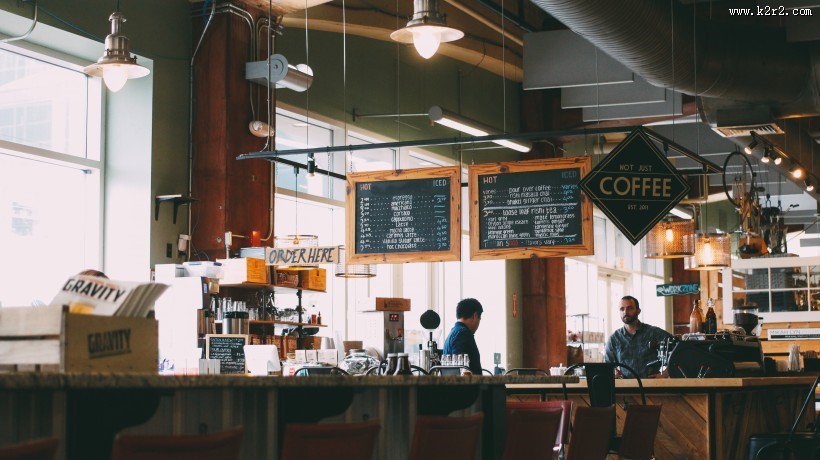 幽静复古的咖啡馆图片