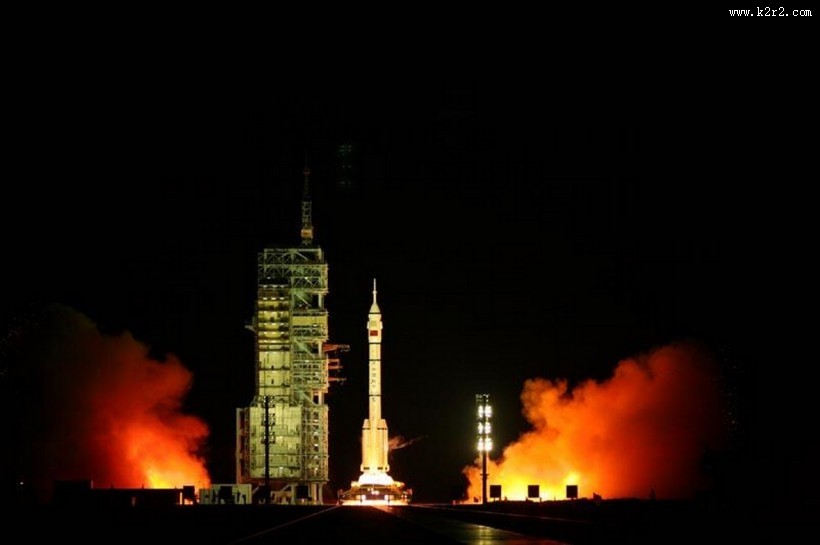 神州七号发射图片