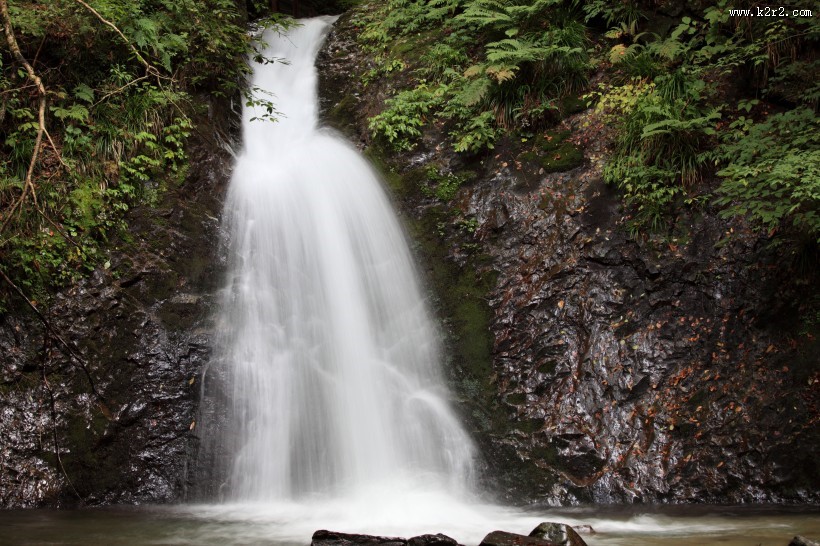 秀丽的小瀑布图片大全