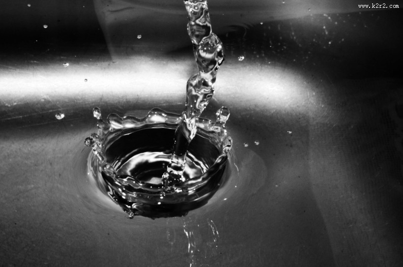 水滴入水图片大全