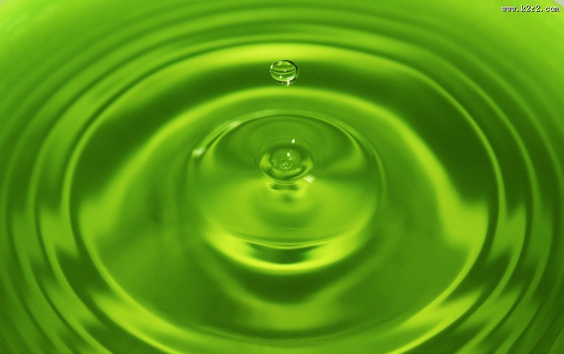 水滴入水图片大全