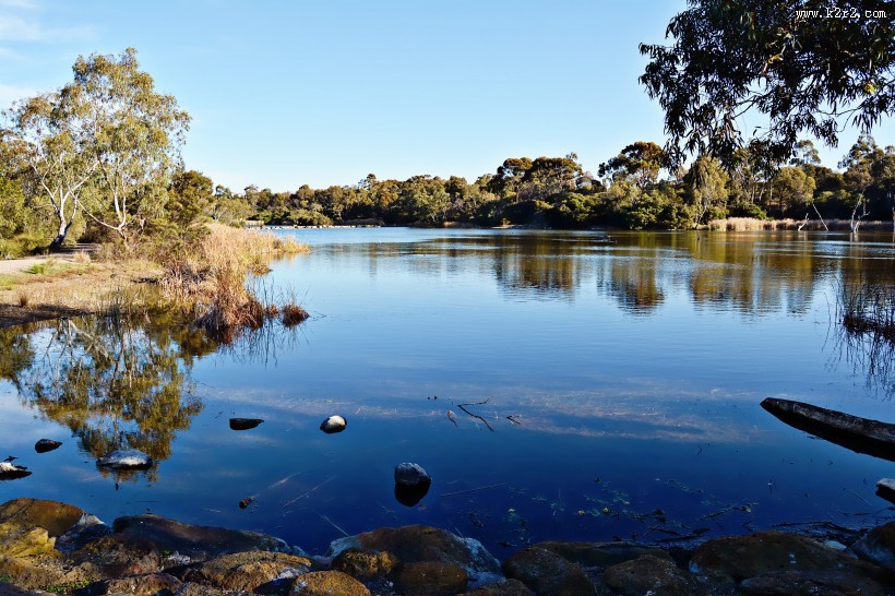 风景秀丽的湖泊图片