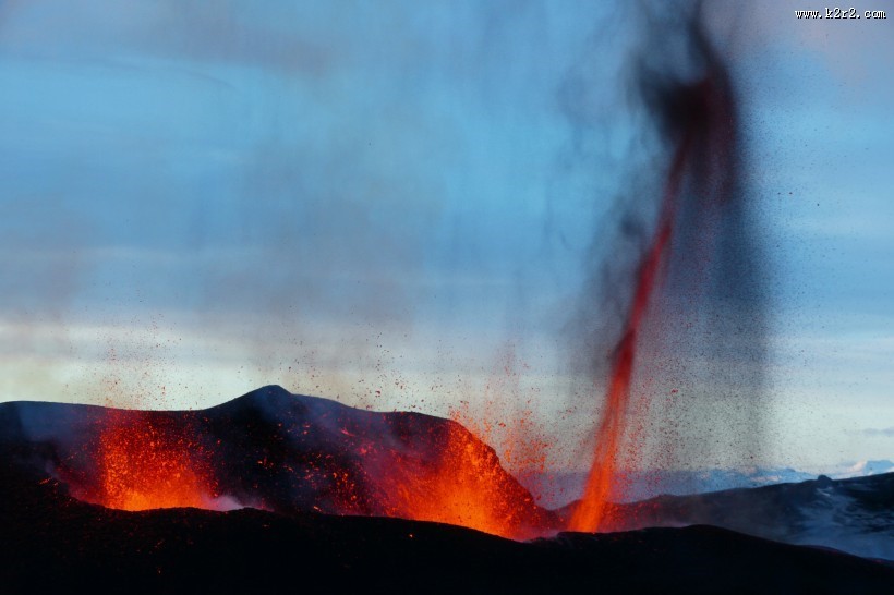 火山爆发图片大全