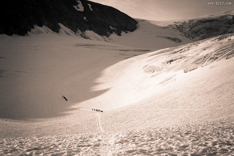 白雪皑皑的美景图片大全