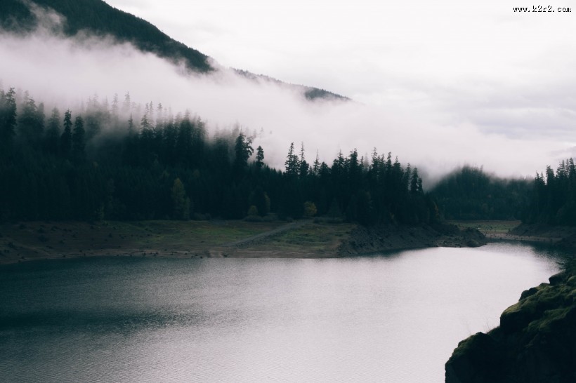 风景优美的湖泊图片