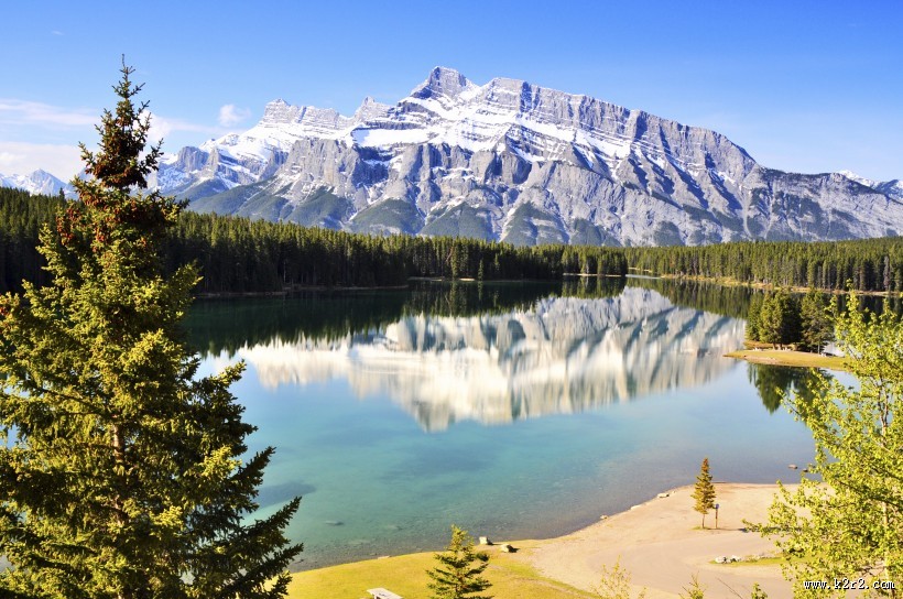 高山湖泊风景图片大全